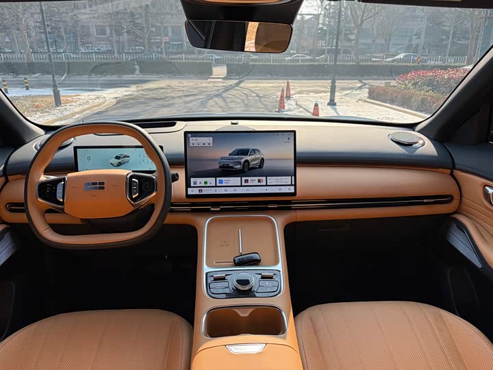 Фото 6 - Geely Galaxy Starship 7