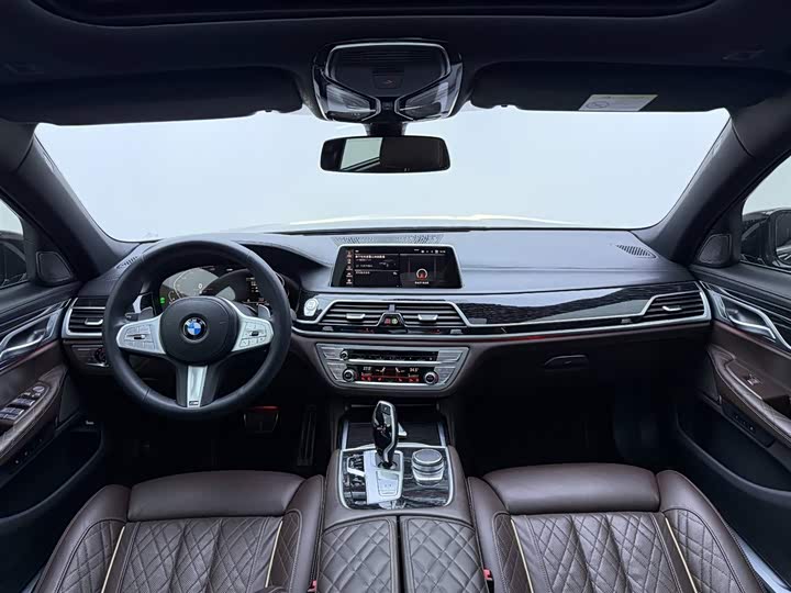 Фото 7 - BMW 7 Series