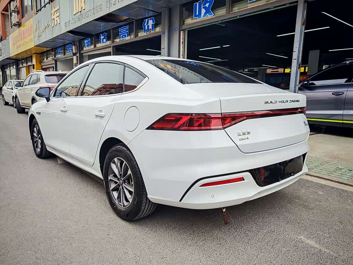 Фото 8 - BYD Qin Plus