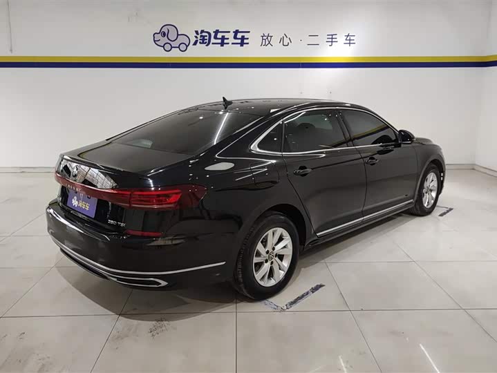 Фото 3 - Volkswagen Passat