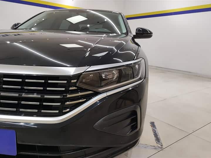 Фото 5 - Volkswagen Passat