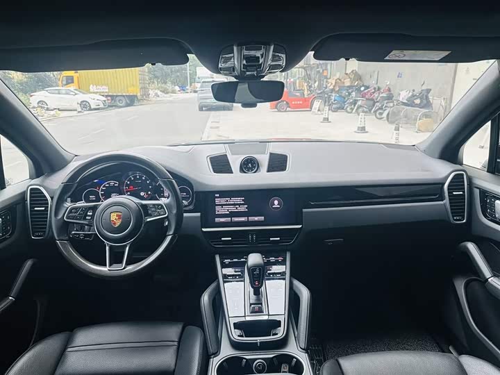 Фото 3 - Porsche Cayenne