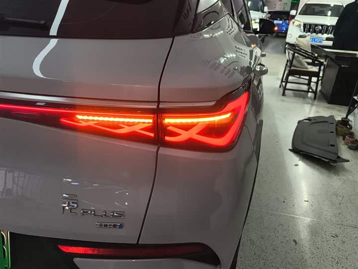 Фото 8 - BYD Yuan Plus