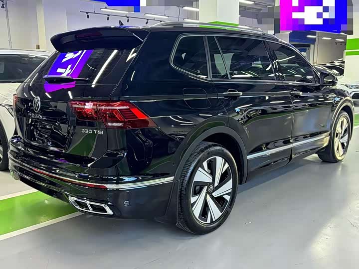 Фото 4 - Volkswagen Tiguan L Pro