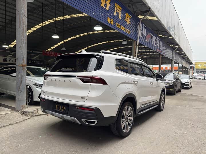 Фото 6 - Geely Okavango