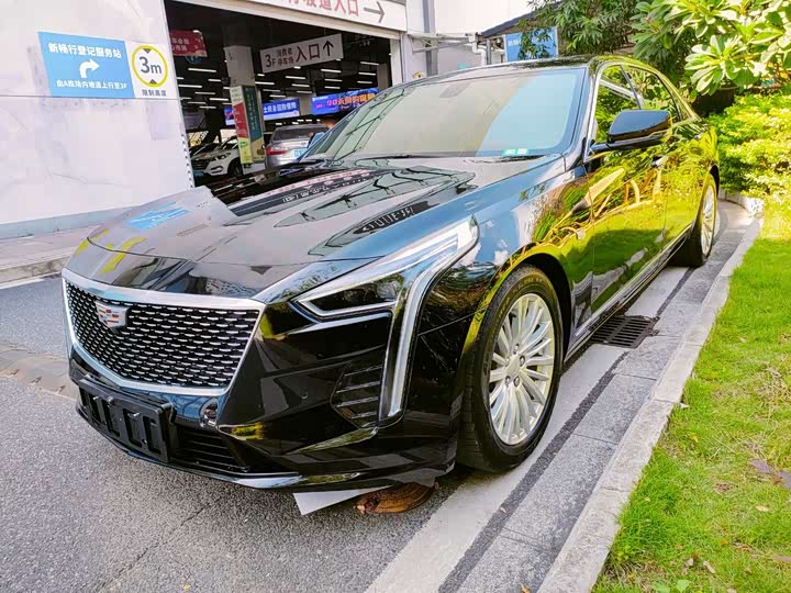 Фото 1 - Cadillac CT6