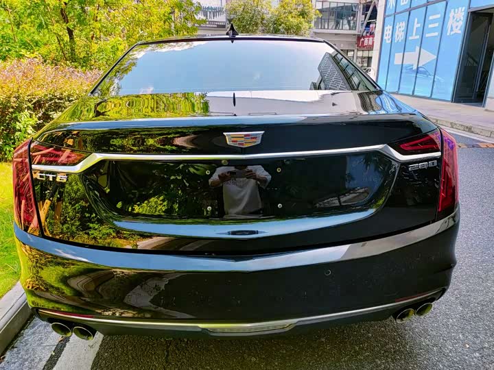 Фото 6 - Cadillac CT6