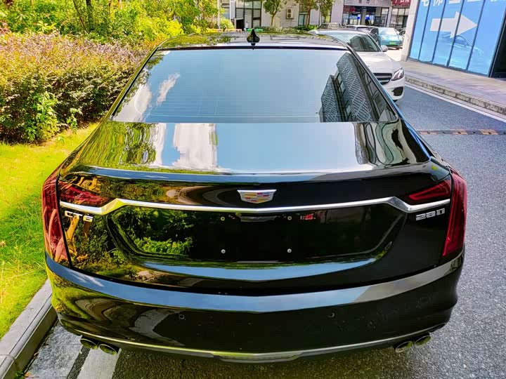 Фото 7 - Cadillac CT6