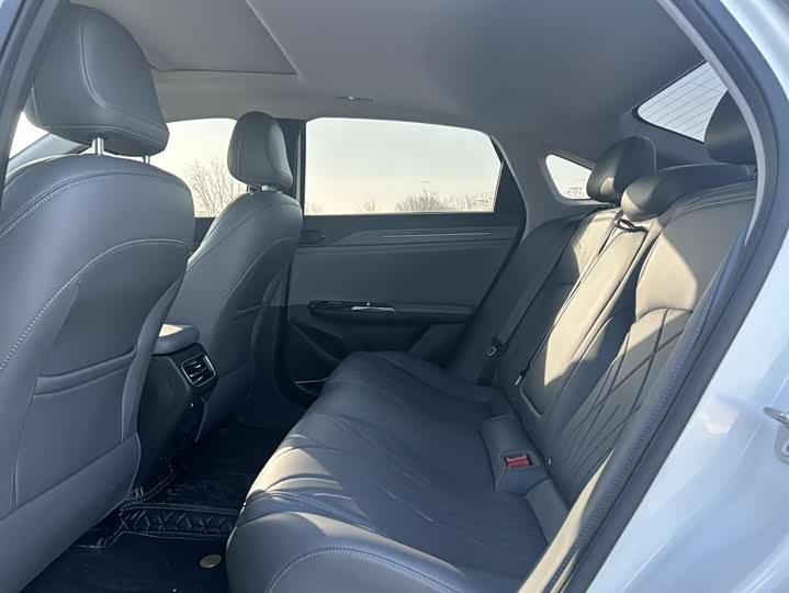 Фото 5 - Geely Galaxy L6