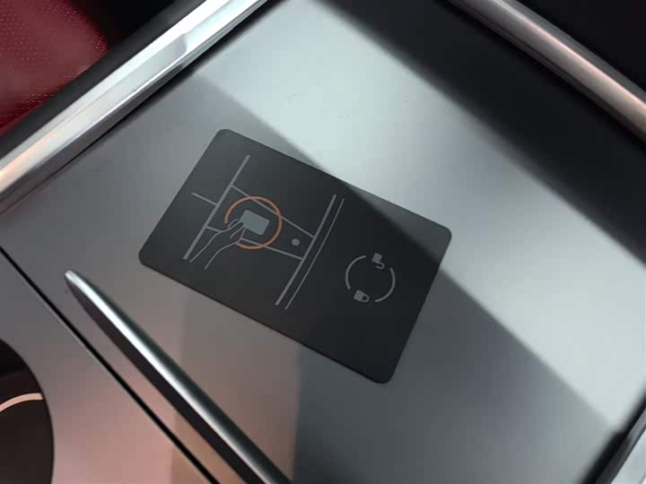 Фото 9 - Tesla Model Y