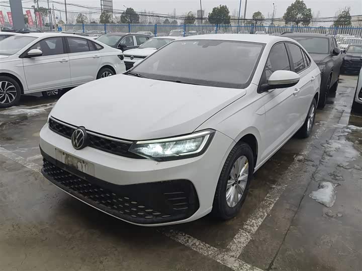 Фото 2 - Volkswagen Lavida