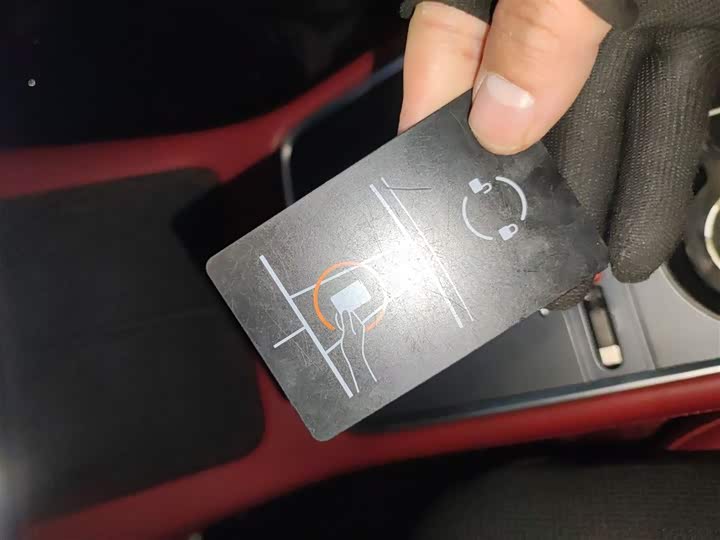 Фото 9 - Tesla Model 3