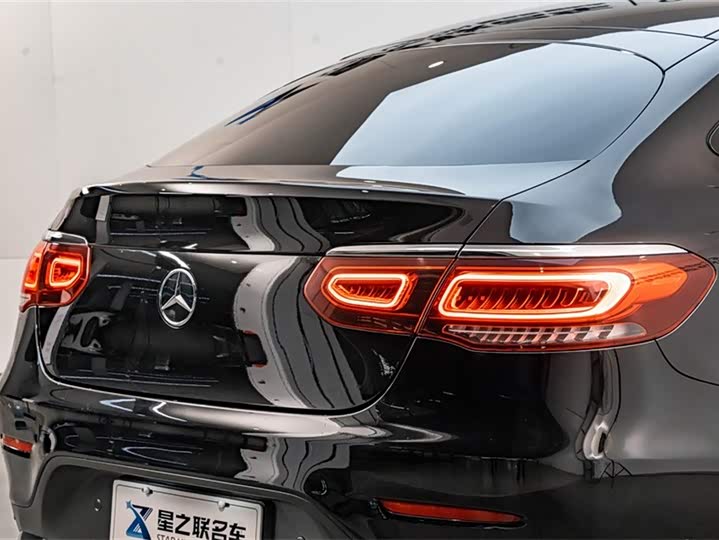 Фото 9 - Mercedes-Benz GLC-Class Coupe