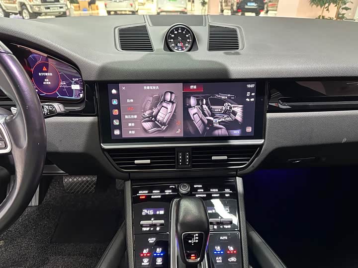 Фото 5 - Porsche Cayenne