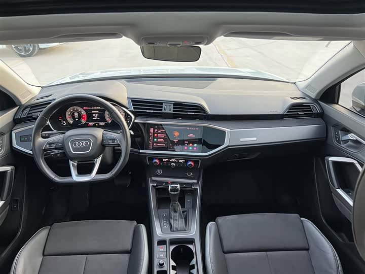 Фото 8 - Audi Q3