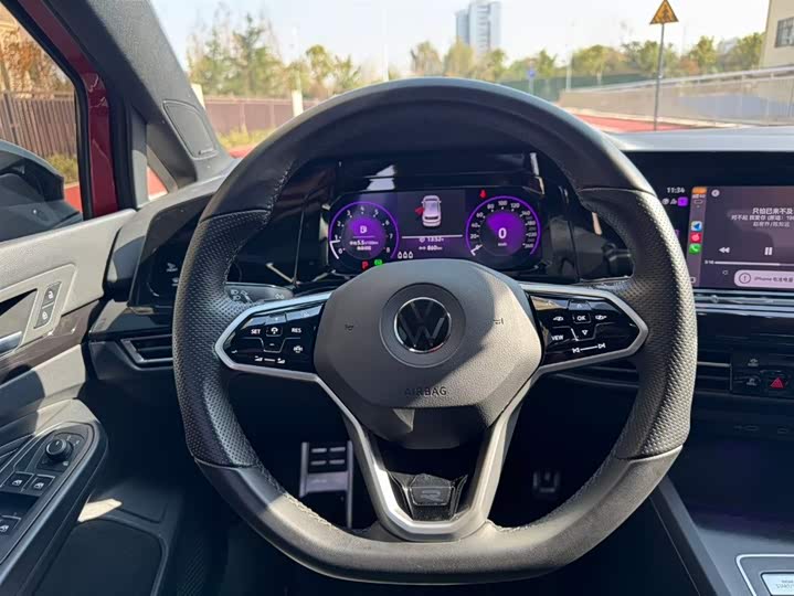 Фото 6 - Volkswagen Golf