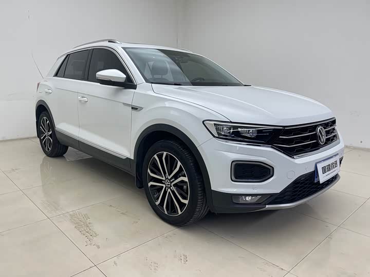Фото 3 - Volkswagen T-Roc