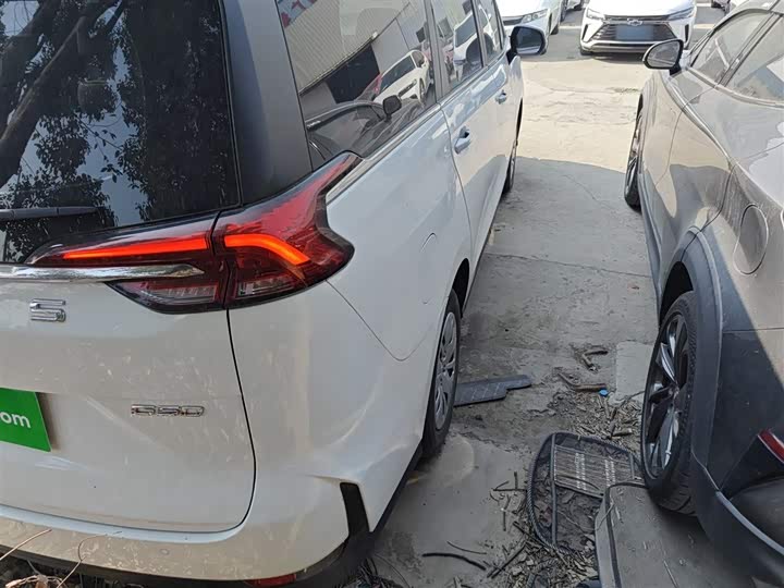 Фото 8 - Maxus G50