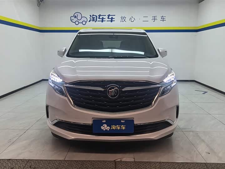 Фото 2 - Buick GL8 ES