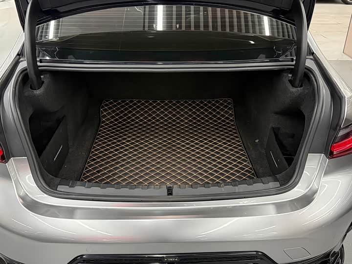 Фото 7 - BMW 3 Series