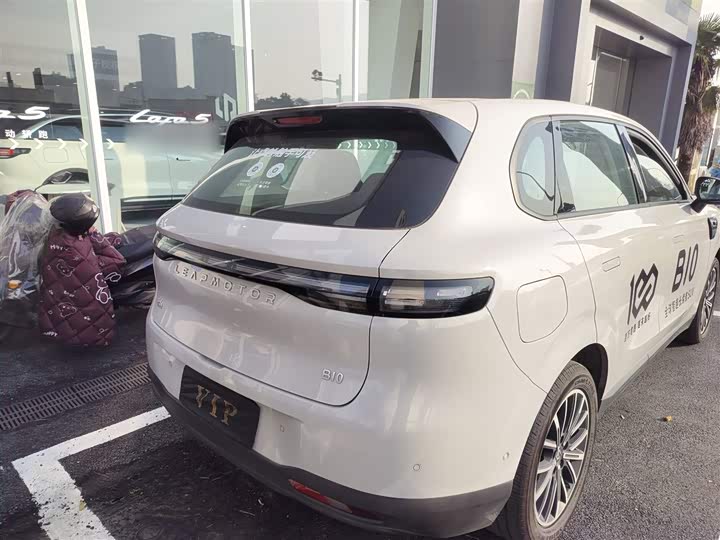 Фото 8 - Leapmotor B10