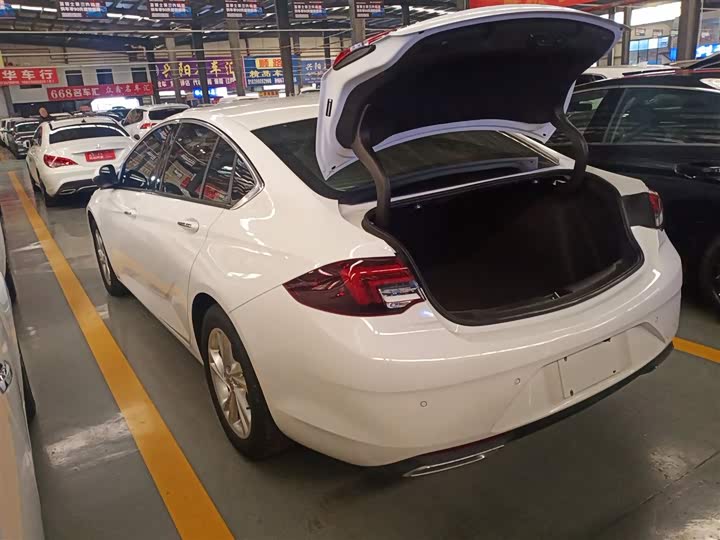 Фото 5 - Buick Regal