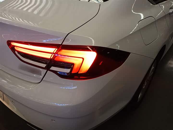 Фото 8 - Buick Regal