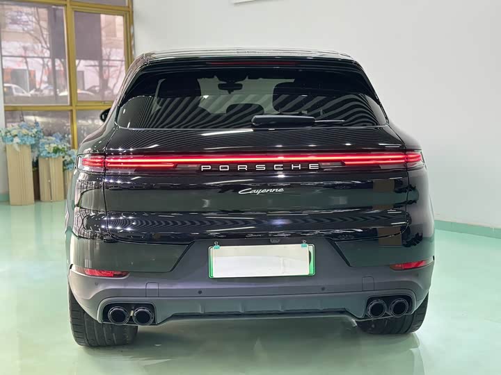 Фото 4 - Porsche Cayenne Hybrid