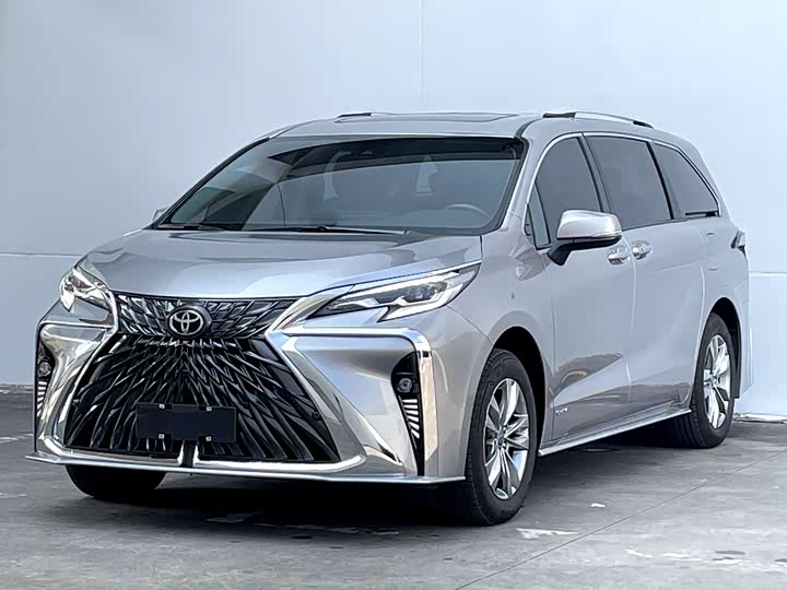 Фото 2 - Toyota Sienna