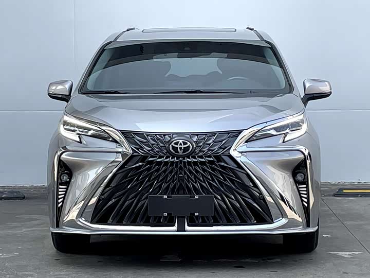 Фото 3 - Toyota Sienna