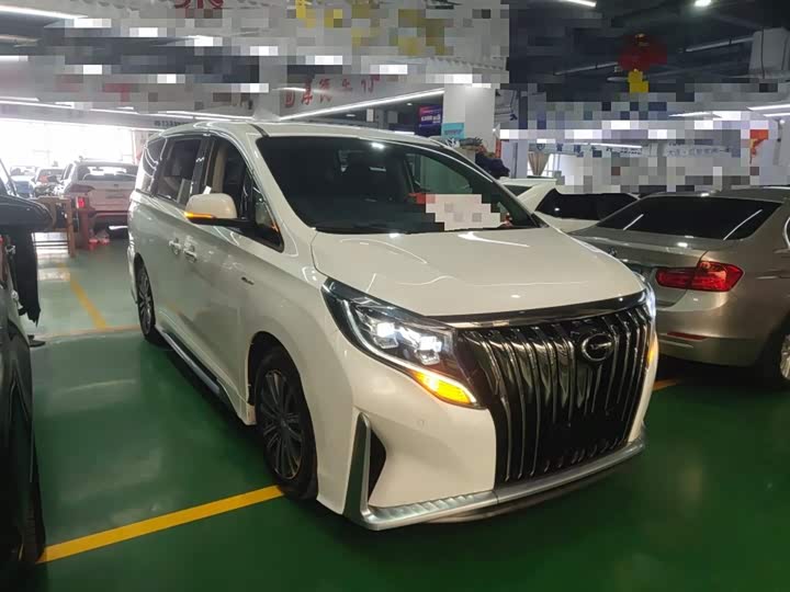 Фото 4 - GAC Trumpchi M8