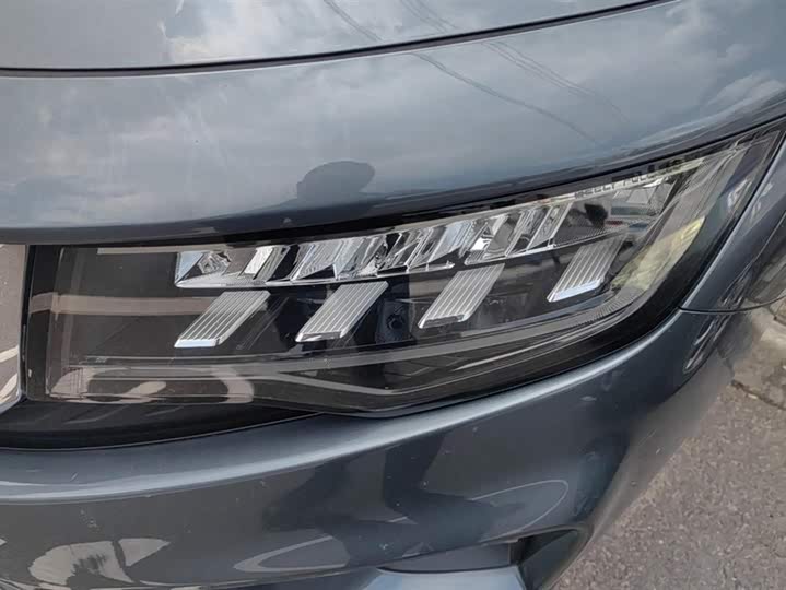 Фото 5 - Geely Okavango