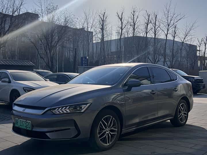 Фото 3 - BYD Qin Plus
