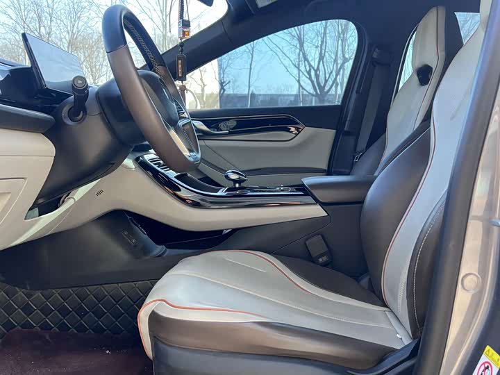 Фото 9 - BYD Qin Plus