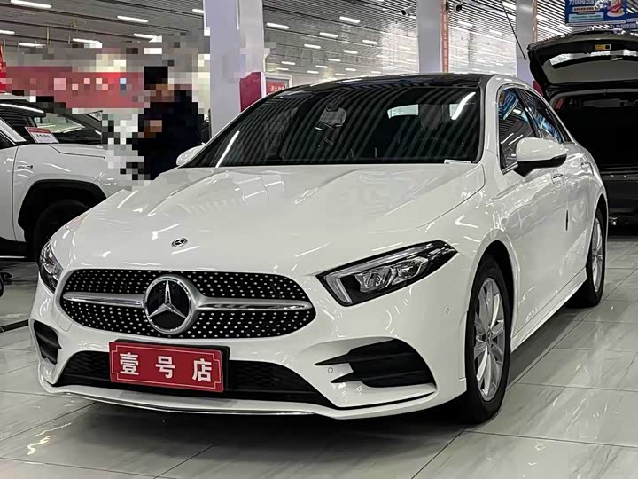 Фото 1 - Mercedes-Benz A-Class