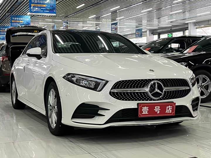 Фото 3 - Mercedes-Benz A-Class