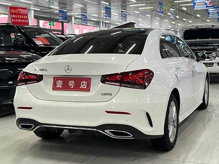 Фото 4 - Mercedes-Benz A-Class