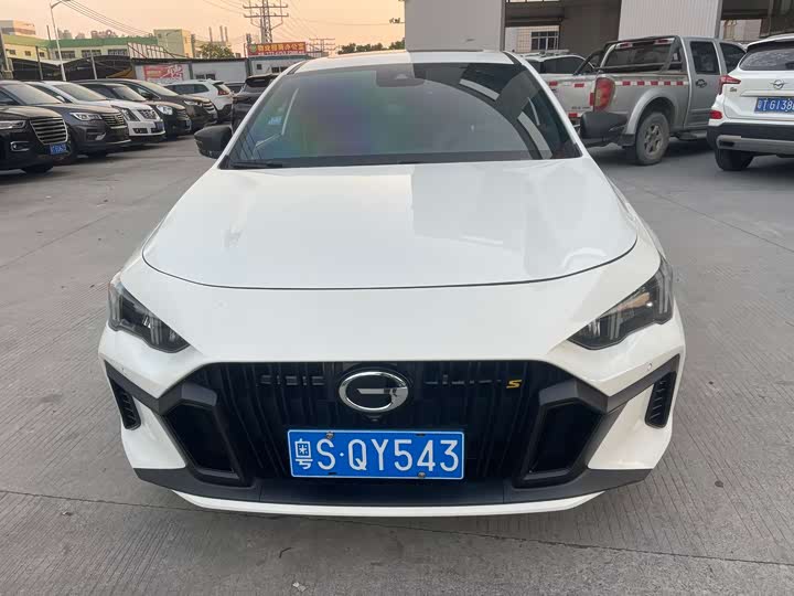 Фото 2 - GAC Trumpchi Empow R