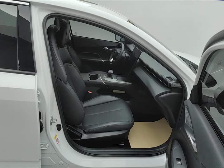 Фото 8 - Changan Eado Plus