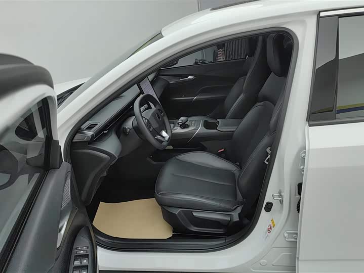 Фото 9 - Changan Eado Plus