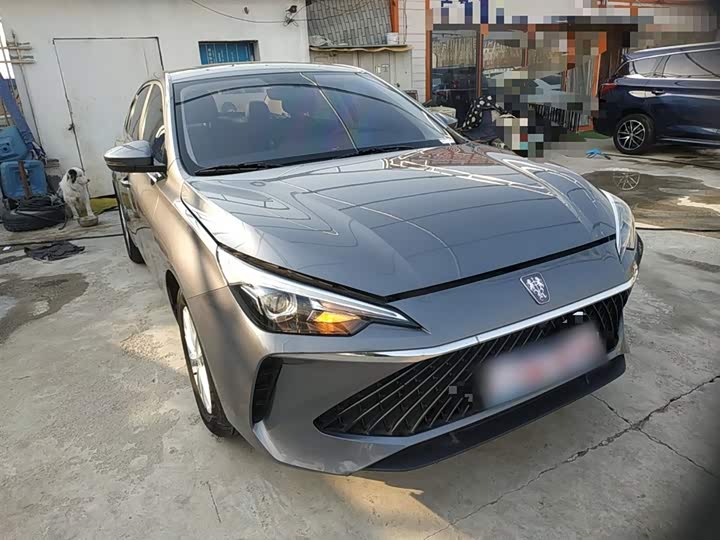 Фото 4 - Roewe i5