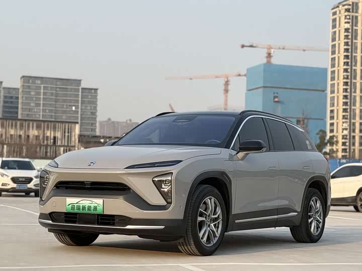 Фото 1 - Nio ES6