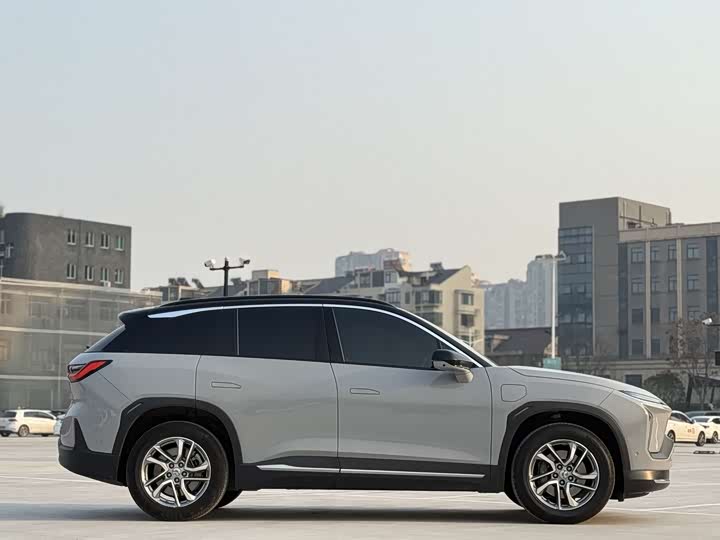 Фото 5 - Nio ES6