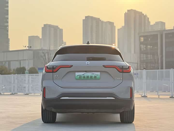 Фото 7 - Nio ES6