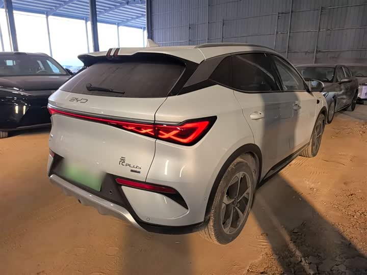 Фото 7 - BYD Yuan Plus