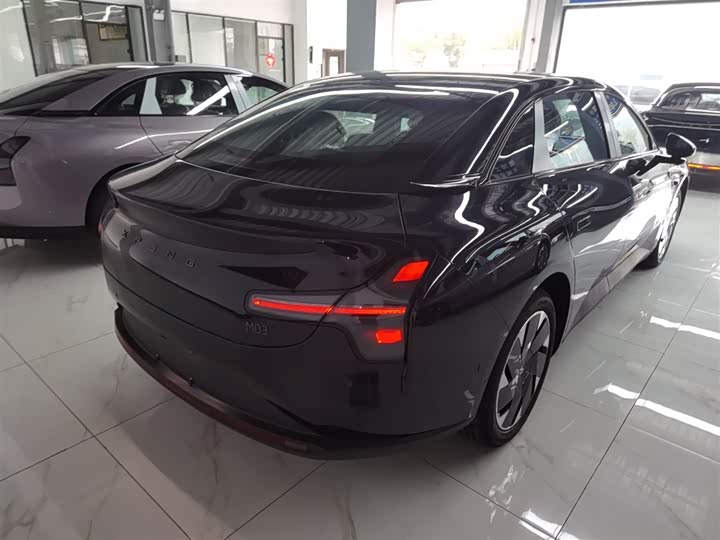 Фото 7 - XPeng Mona M03