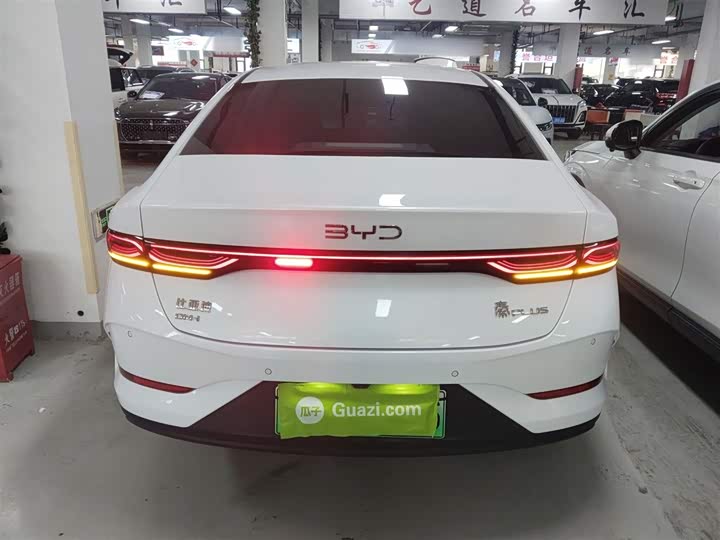 Фото 6 - BYD Qin Plus
