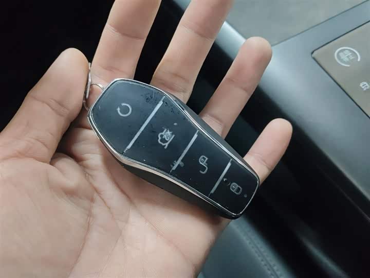 Фото 9 - BYD Qin Plus