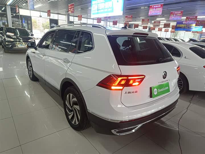 Фото 5 - Volkswagen Tiguan L Pro