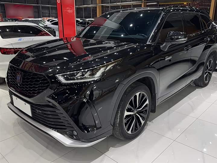 Фото 1 - Toyota Crown Kluger